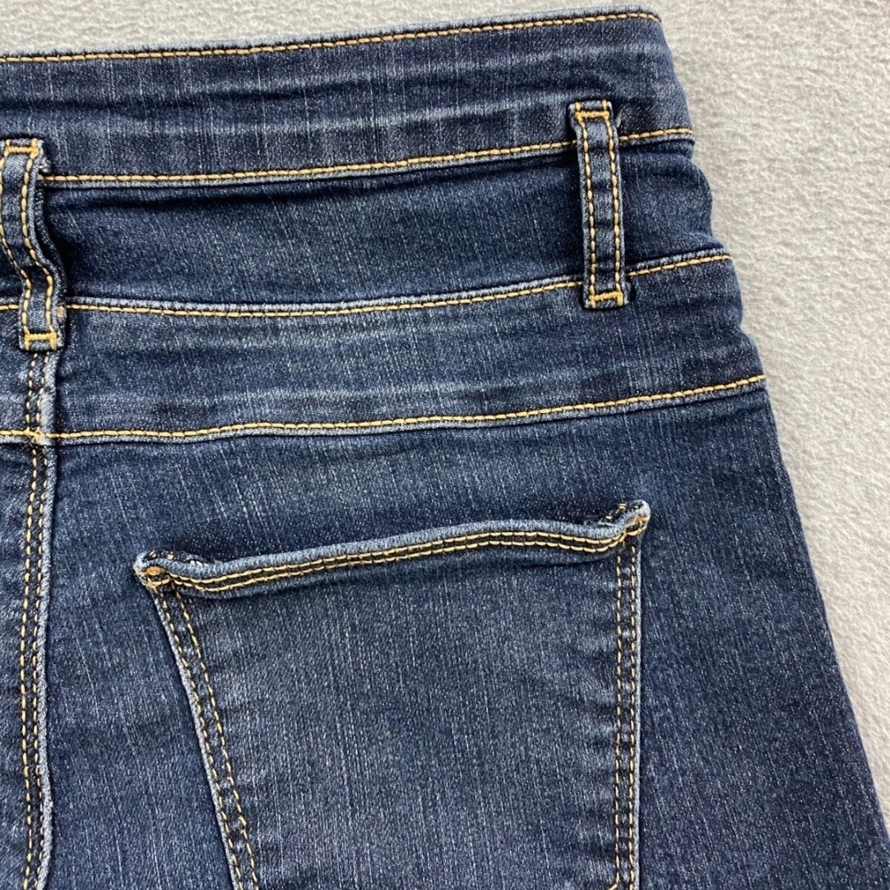 Refuge Women's Denim Blue Shorts - Picture 11 of 15